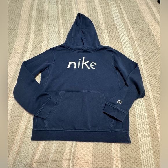 Nike Core Hybrid Pullover
Hoodie - Picture 8 of 10